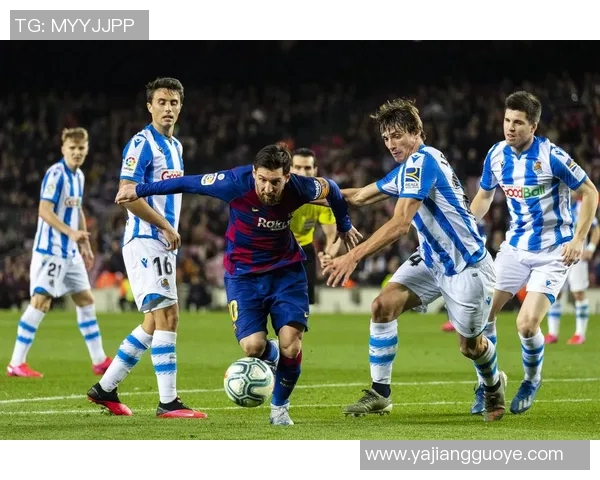 巴萨主场3-0大胜皇家社会,梅西梅开二度带队登顶积分榜 巴萨主场3-0大胜皇家社会,梅西梅开二度带队登顶积分榜