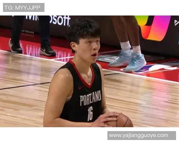 杨瀚森在赛场上的篮板表现分析与技巧探讨