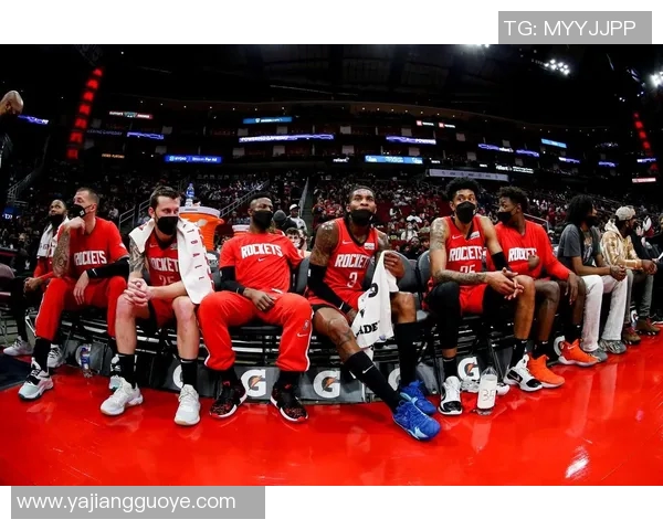 沙尔克04势不可挡，连胜赛场持续火热